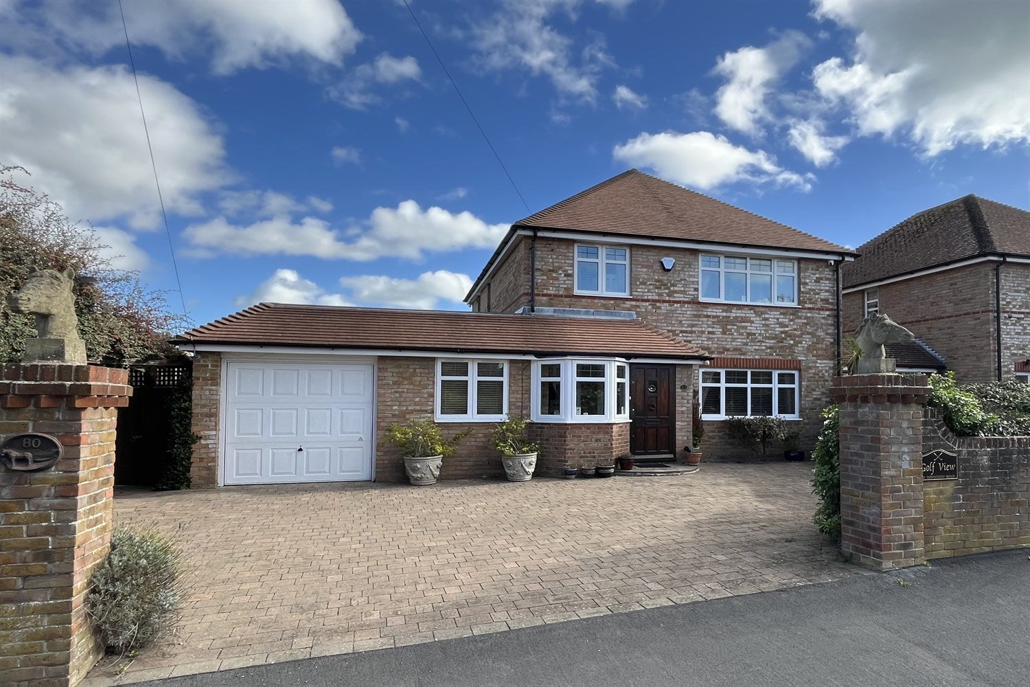 House Downview Road in Arun