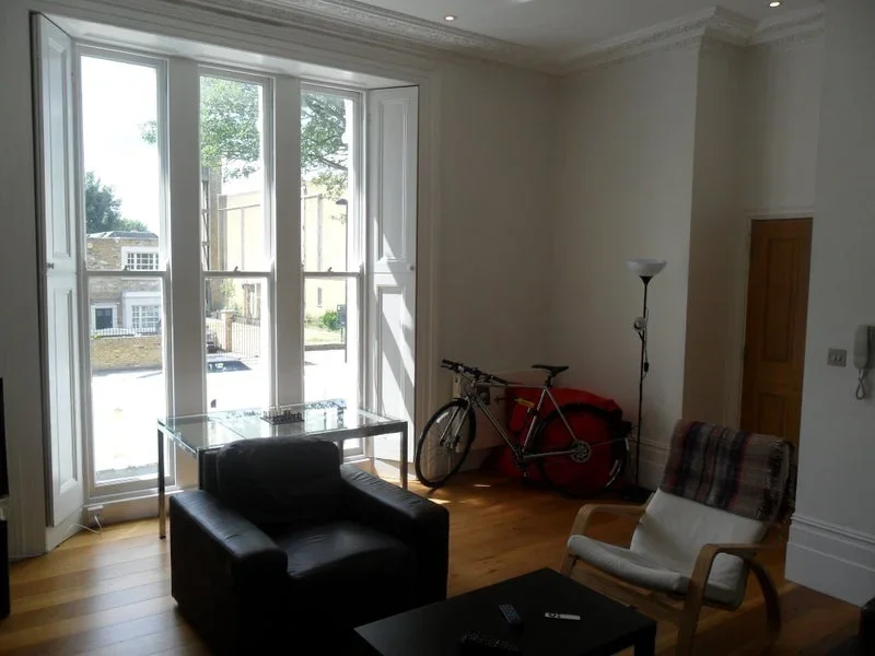 Flat West Road in Greater London