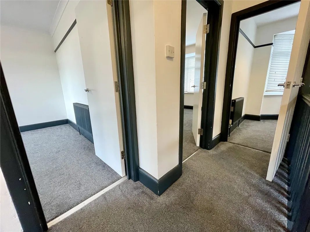 Flat Barnes Crescent in Bournemouth