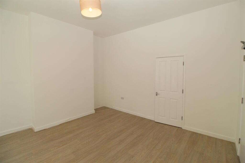 Flat Chepstow Road in Newport