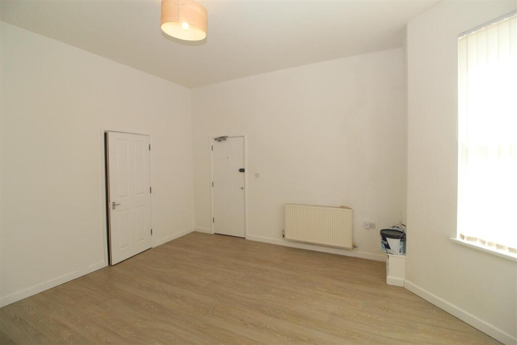 Flat Chepstow Road in Newport