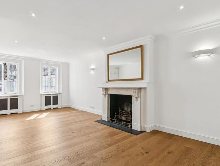House Cornwall Terrace Mews in City of Westminster