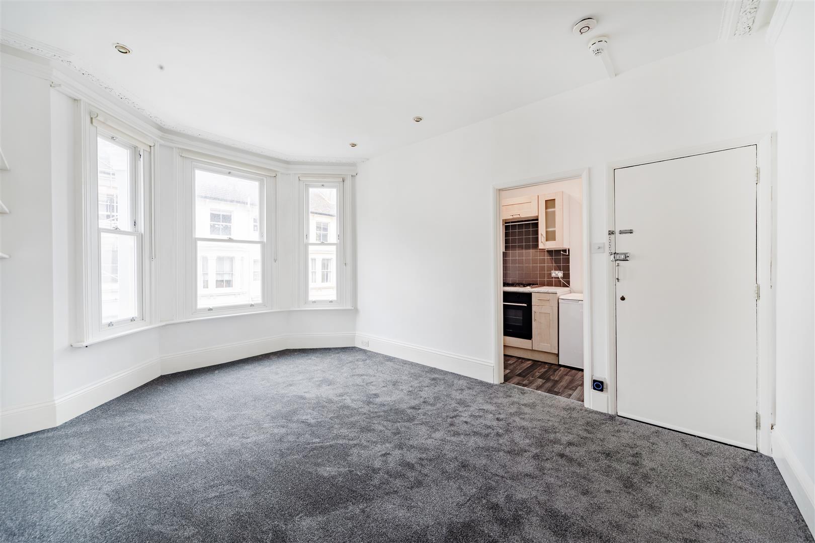 Flat Holland Road in Hove