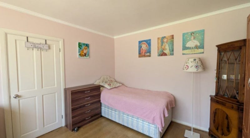Room Crockenhill Road in Greater London