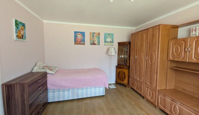 Room Crockenhill Road in Greater London