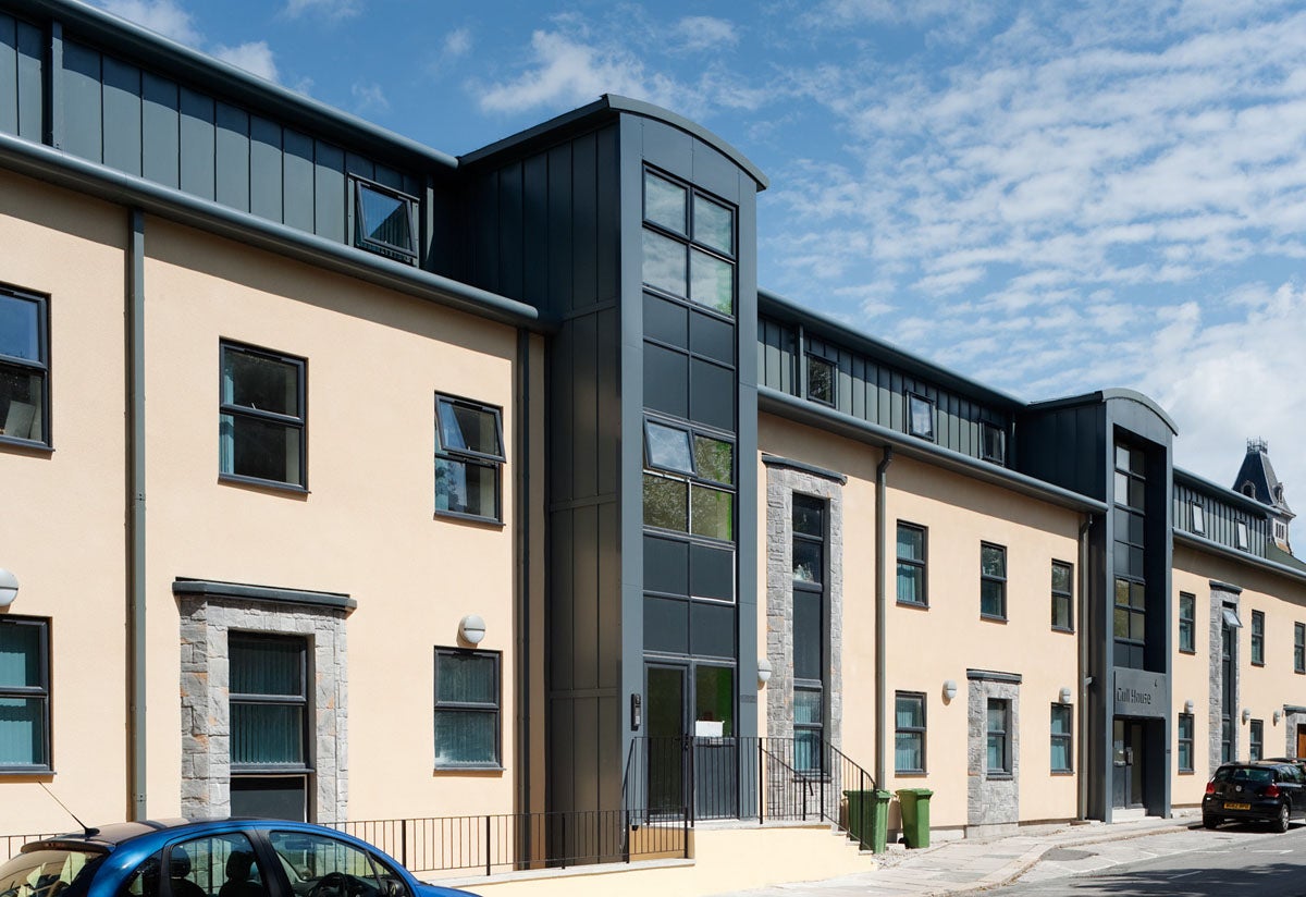 Flat Houndiscombe Road in Plymouth