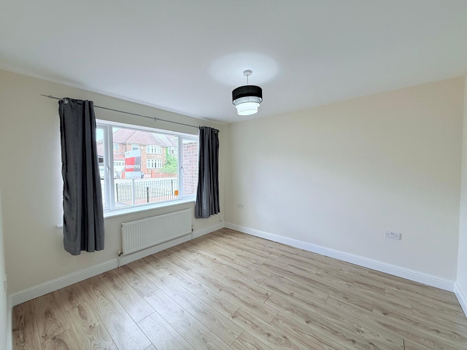 Flat Woodstock Road in Nottingham