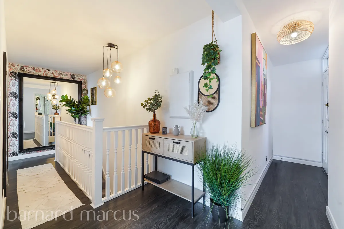 House Sawkins Close in Greater London