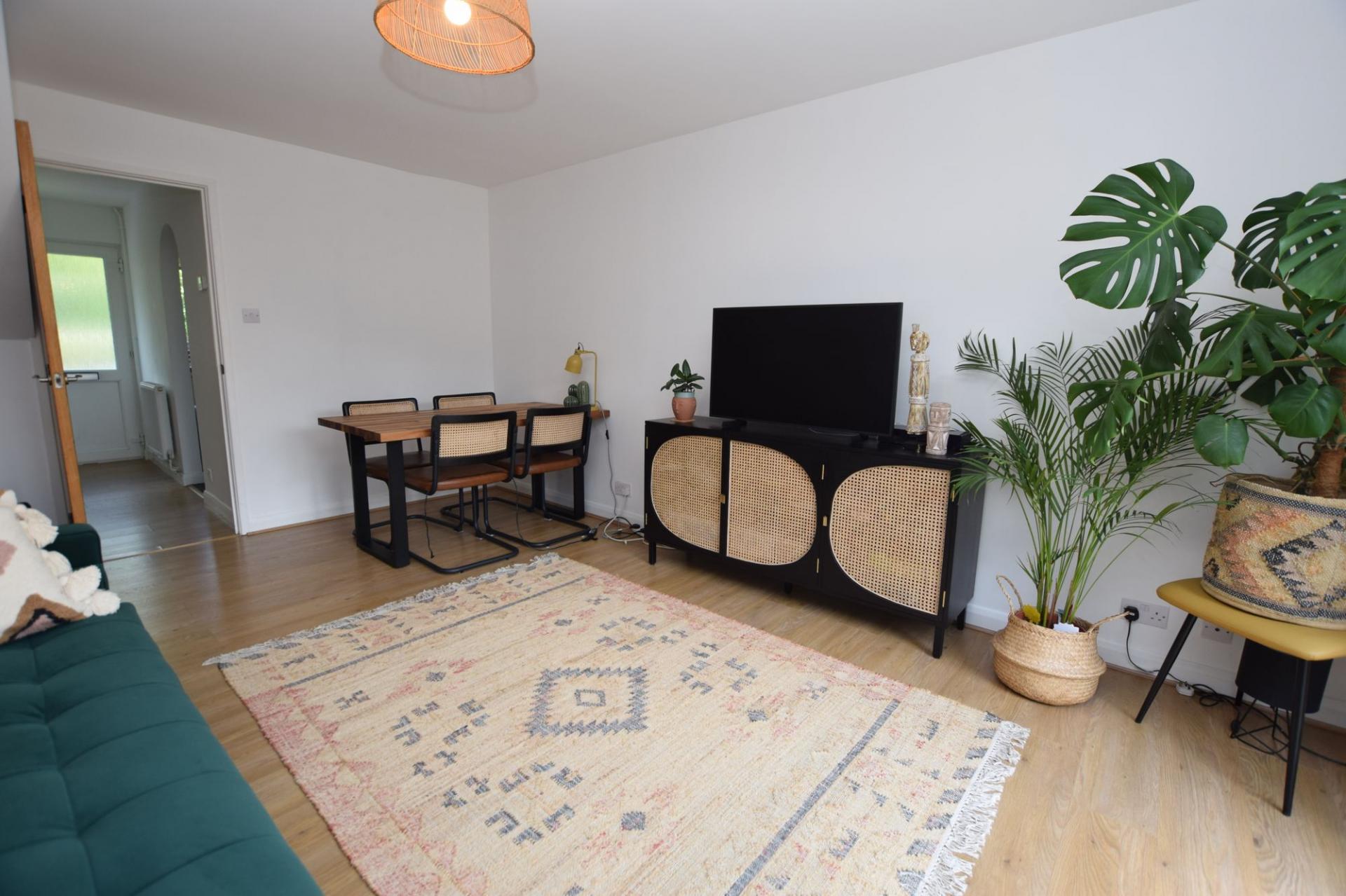 House Axtell Close in Cherwell District