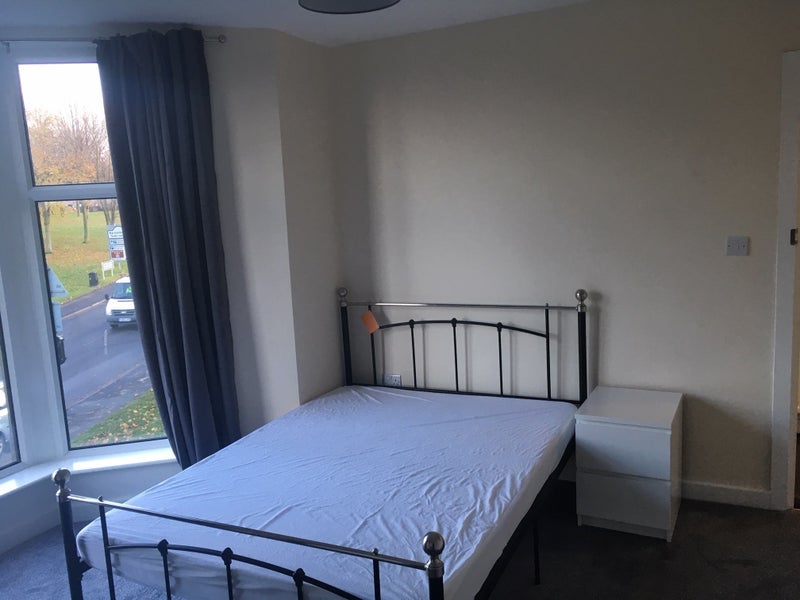 Room Leonard Street in Borough of Pendle