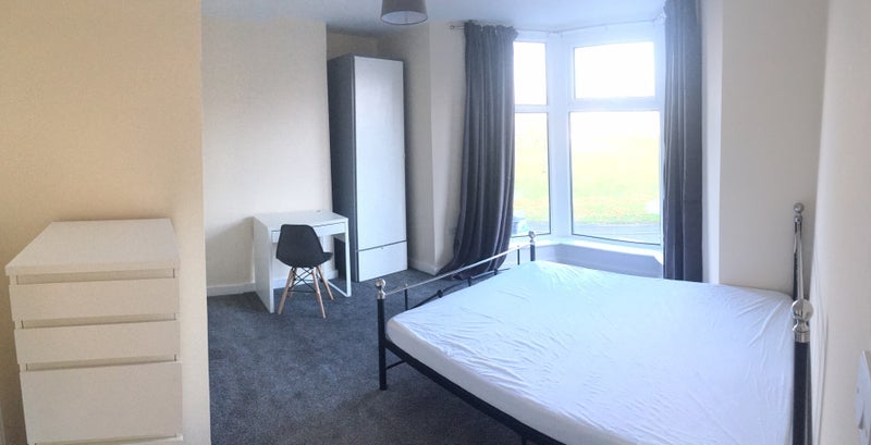 Room Leonard Street in Borough of Pendle