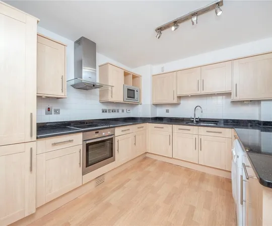 Flat Becketts Place in Greater London