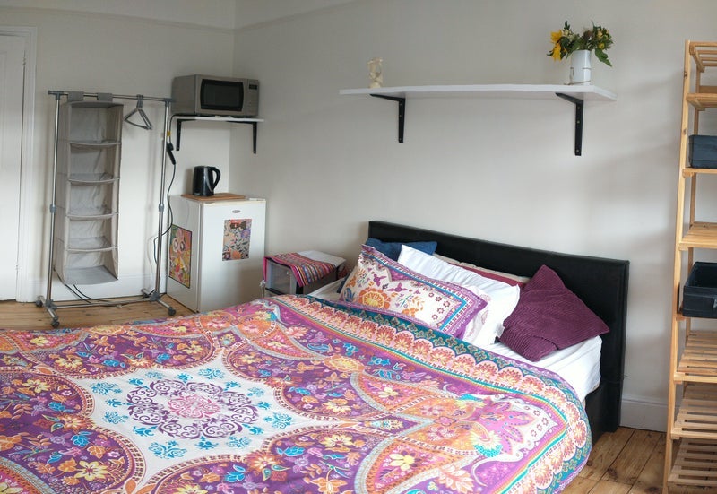 Room Madrid Road in Greater London