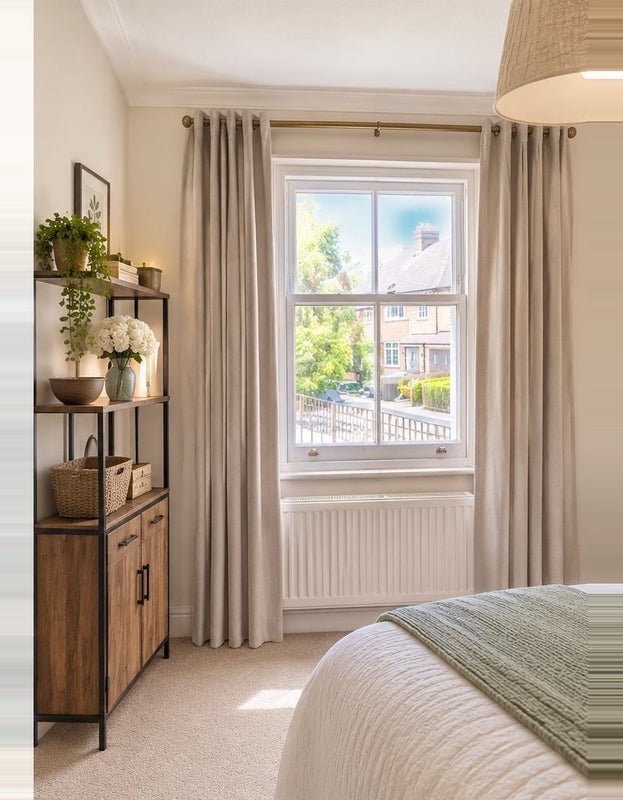 Room Madrid Road in Greater London
