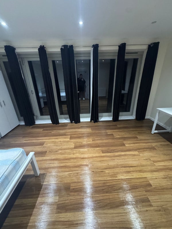 Room Rosenberg Road in Greater London