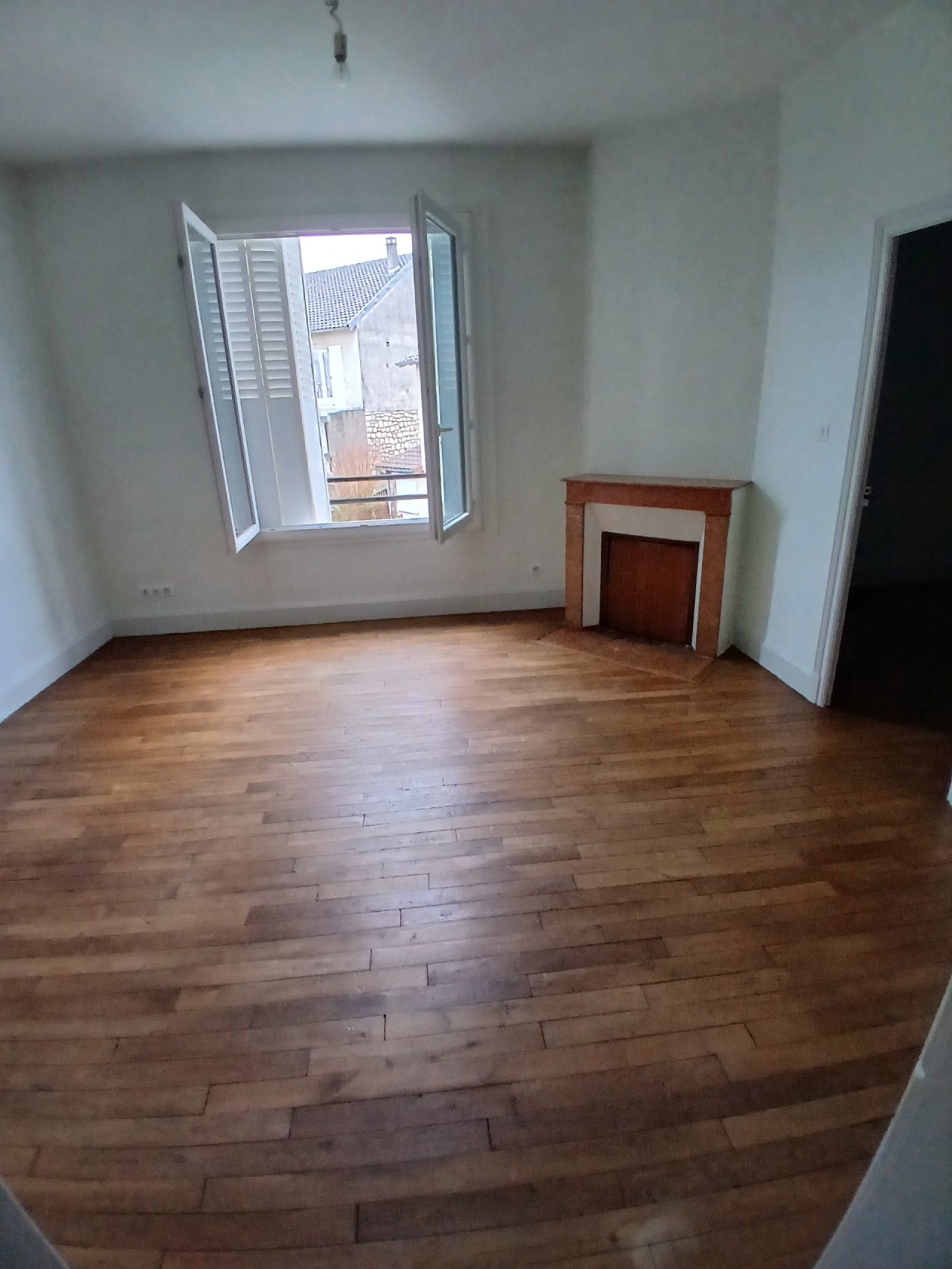 Appartement Rue du Général Desbrulys à Brive-la-Gaillarde