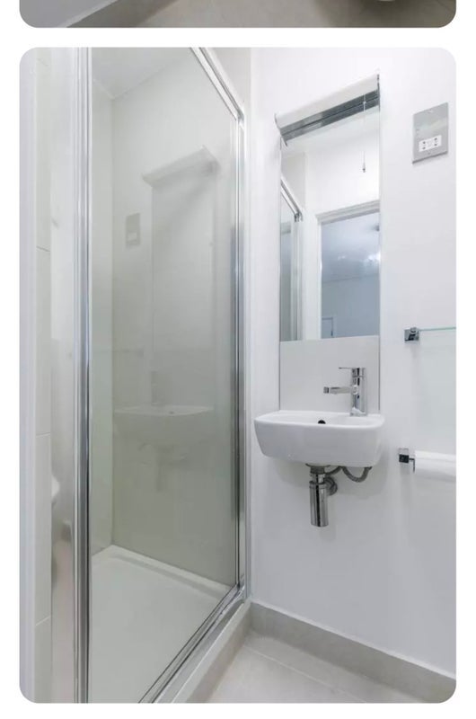 Room Willesden Lane in Greater London