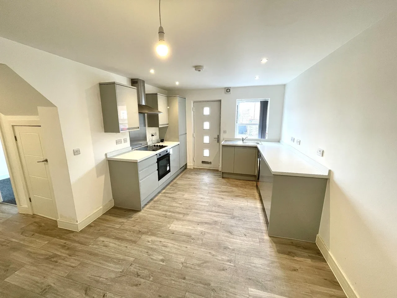 Flat Soundwell Road in Bristol