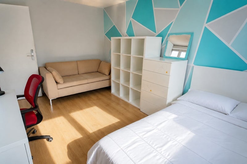Room Tavistock Crescent in City of Westminster