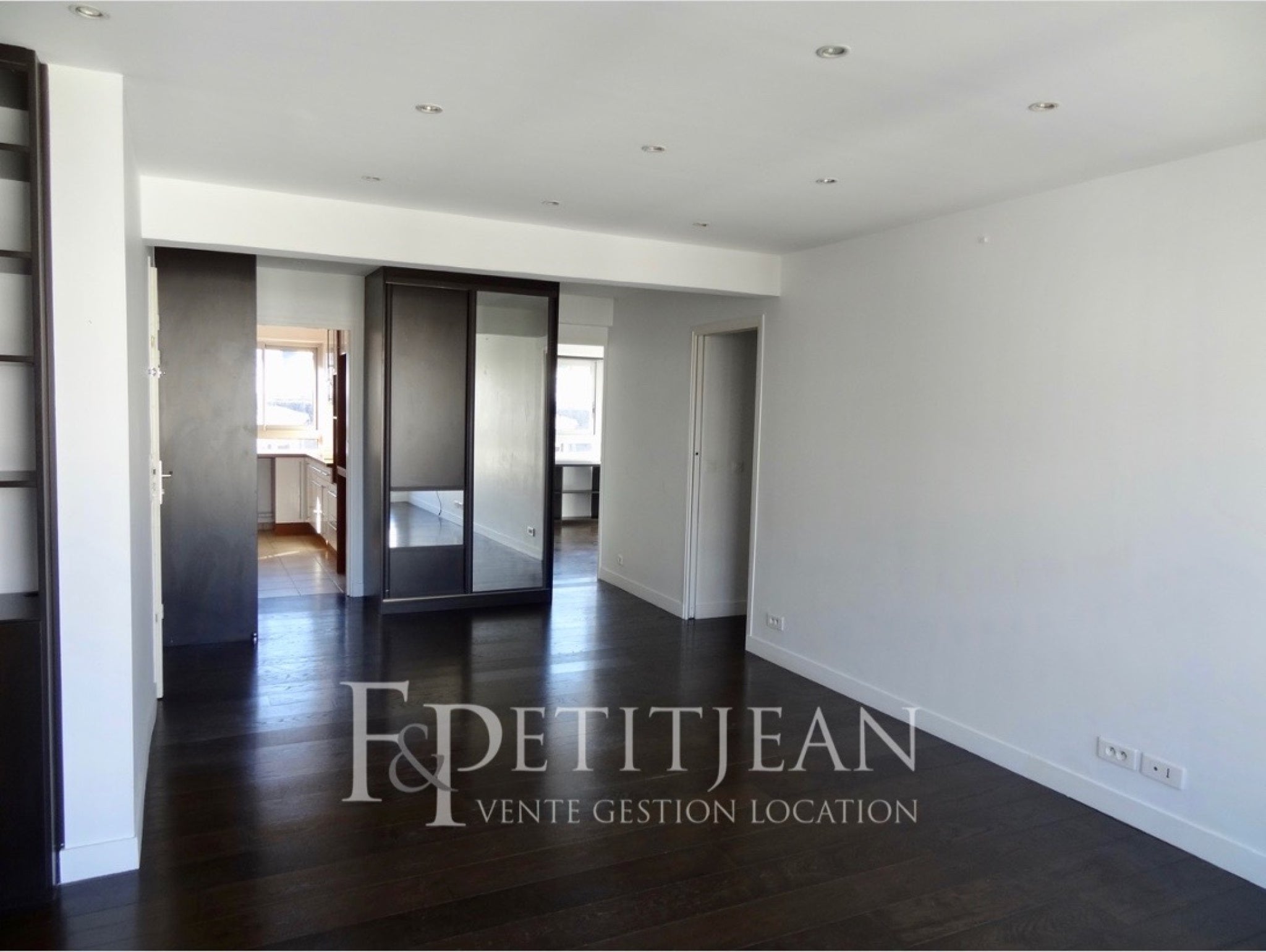 Flat Rue du Pont Neuf in Paris