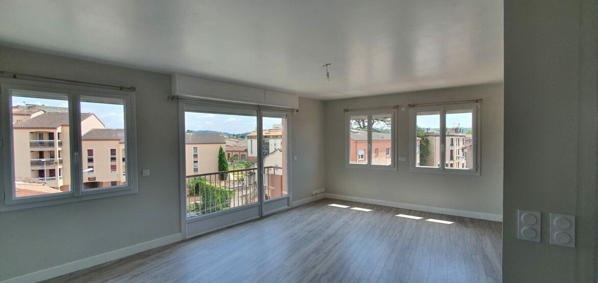 Flat Place Fernand Pelloutier in Albi