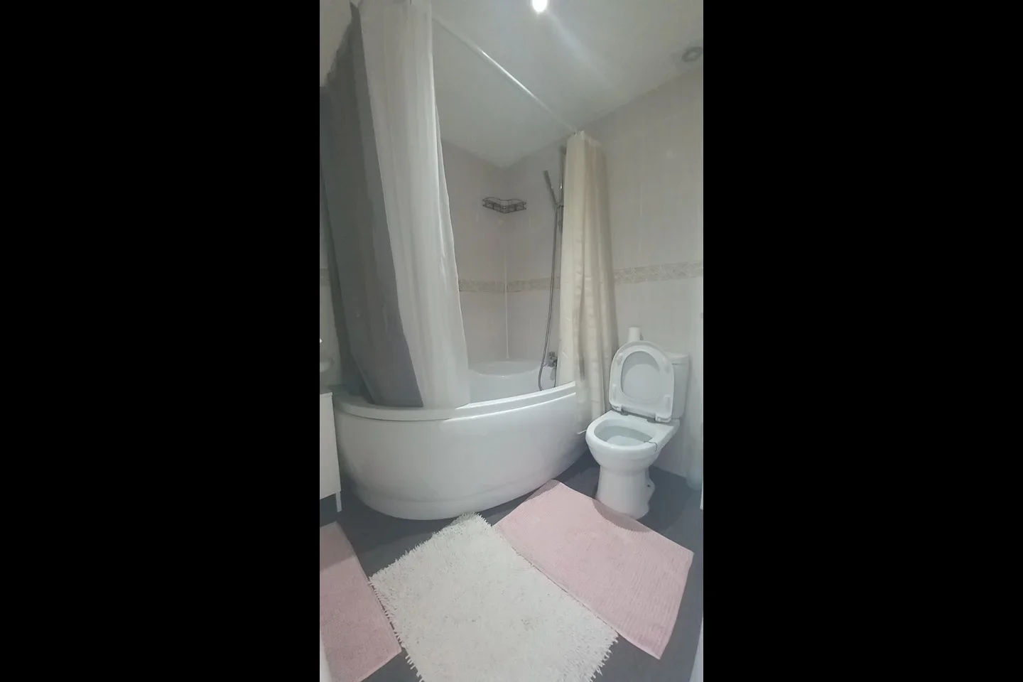 Room Harlinger Street in Greater London