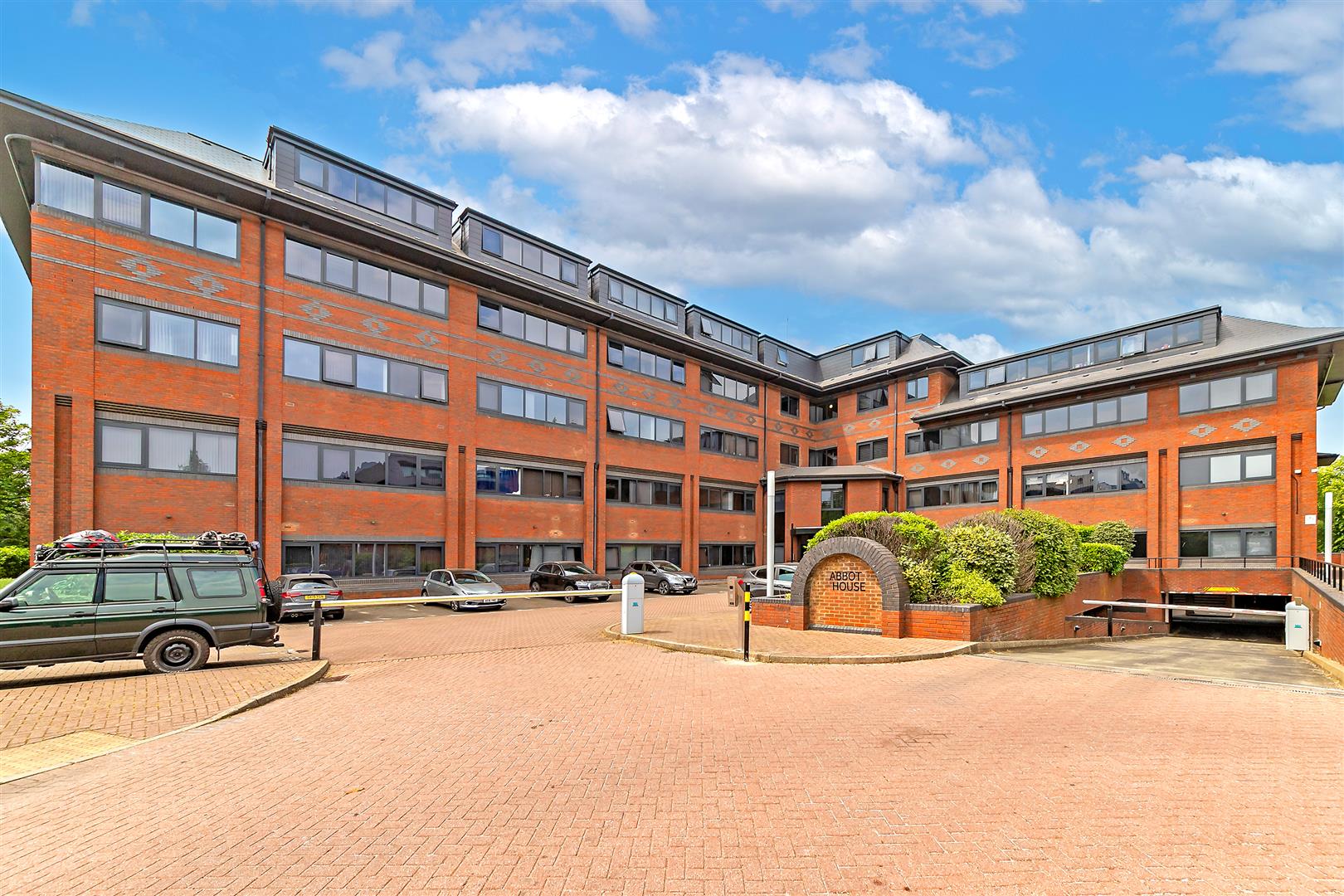 Flat Everard Close in St Albans