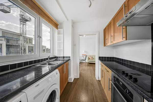 Flat St John's Wood Road in City of Westminster