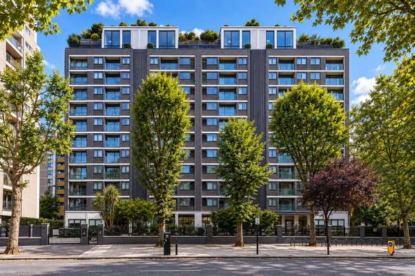 Flat St John's Wood Road in City of Westminster