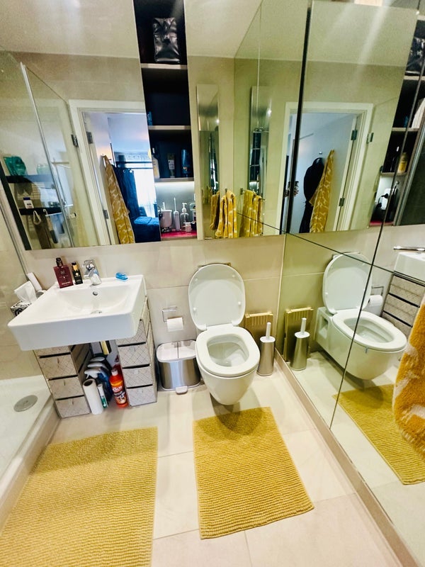 Room Hertford Road in Greater London