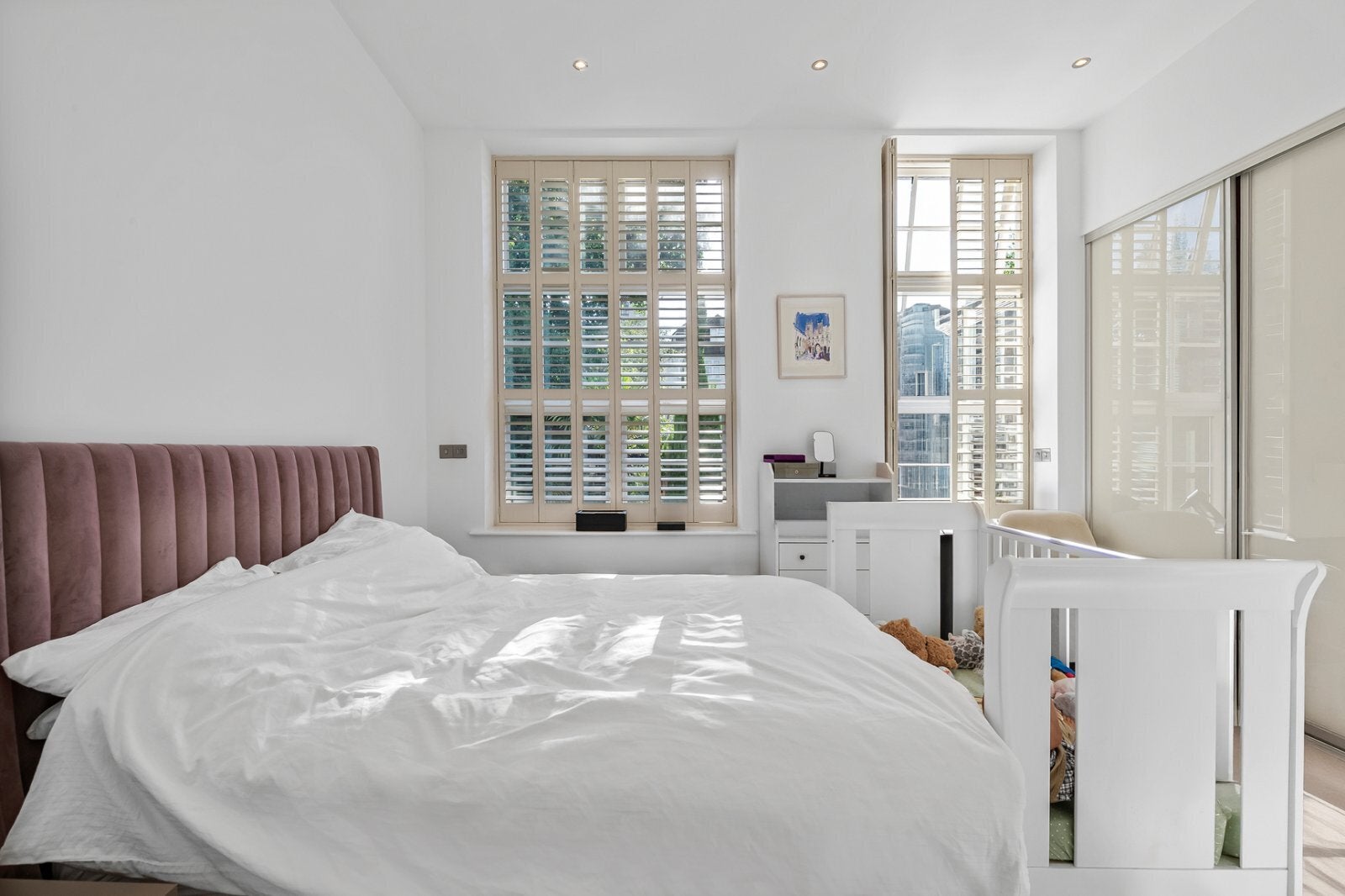 Flat Arcadian Place in Greater London