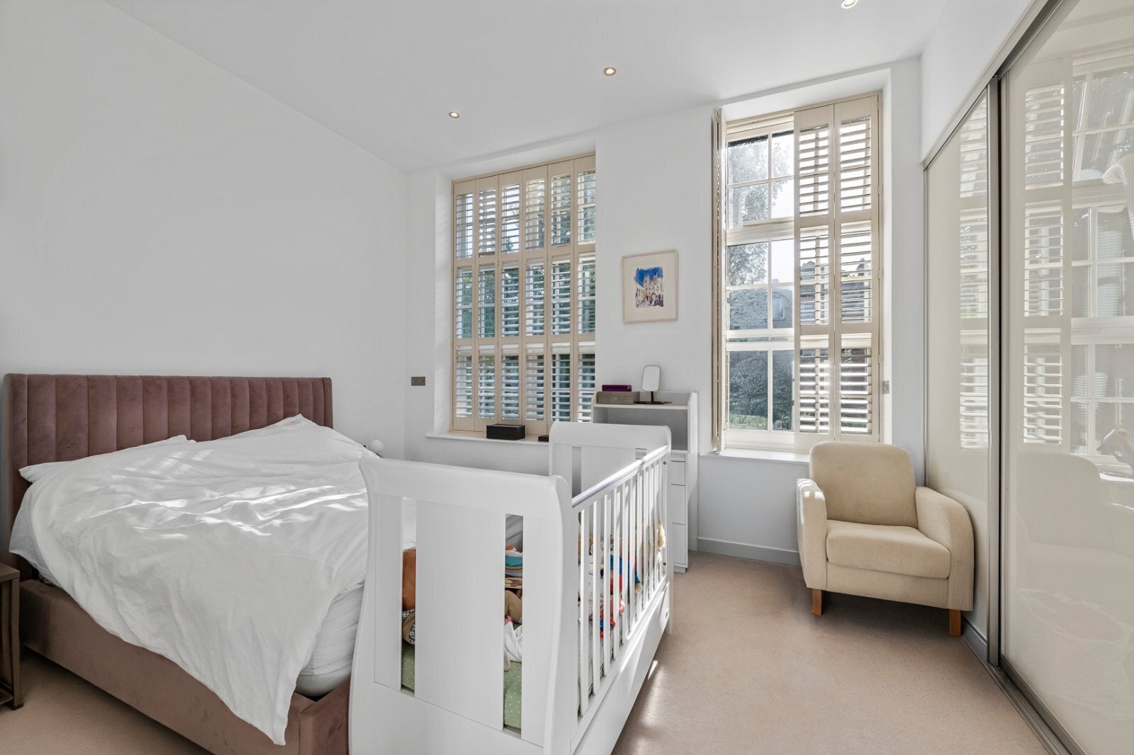 Flat Arcadian Place in Greater London