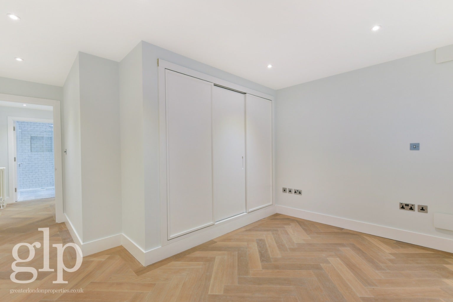 Flat Brewer Street in City of Westminster
