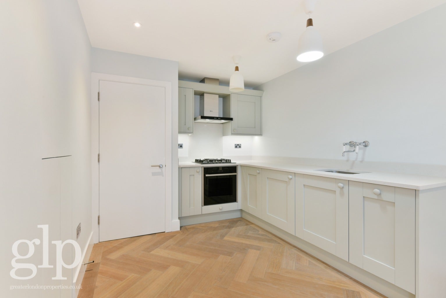 Flat Brewer Street in City of Westminster