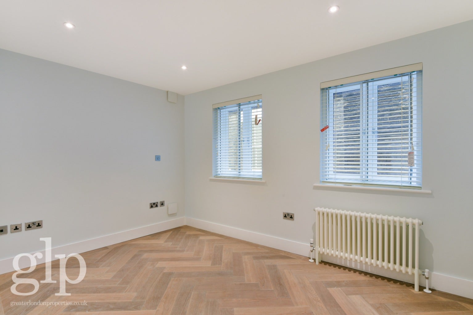 Flat Brewer Street in City of Westminster