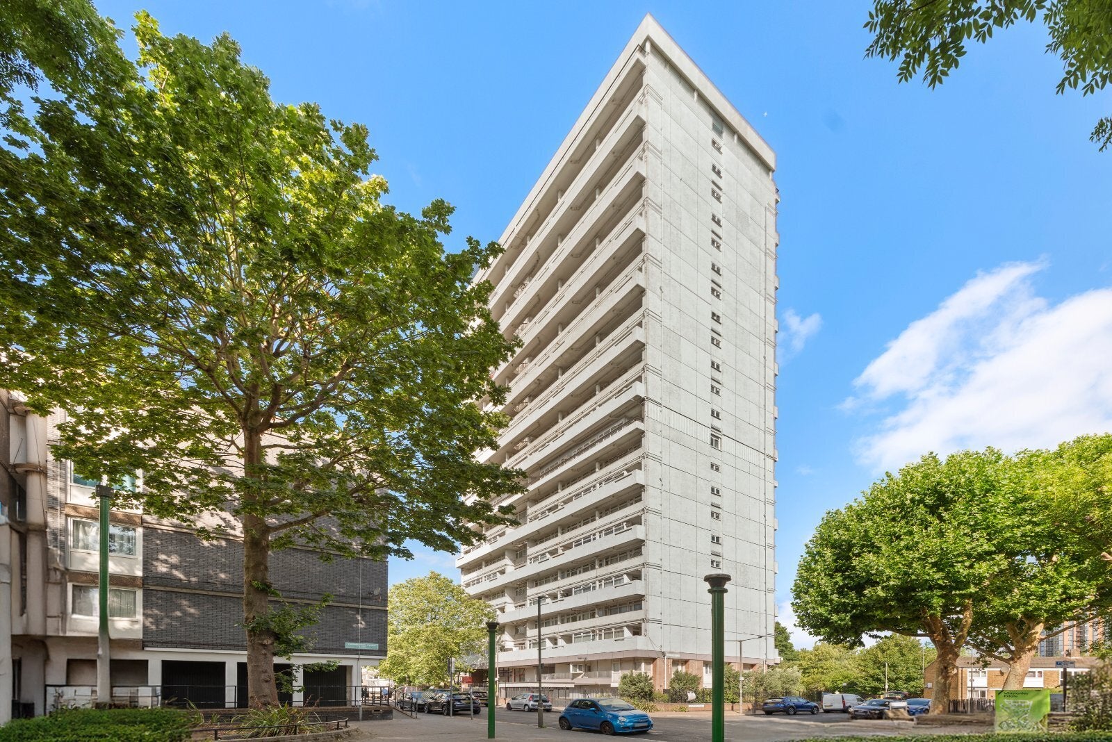 Flat Fowler Close in Greater London