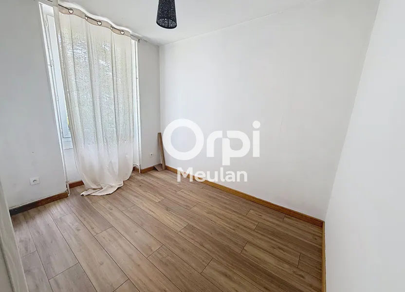 Appartement Rue Aristide Briand à Les Mureaux
