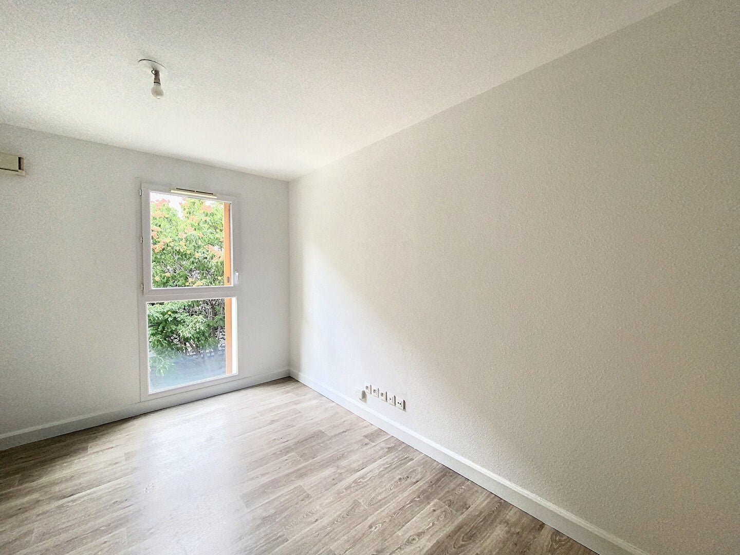 Flat Rue Colin in Villeurbanne