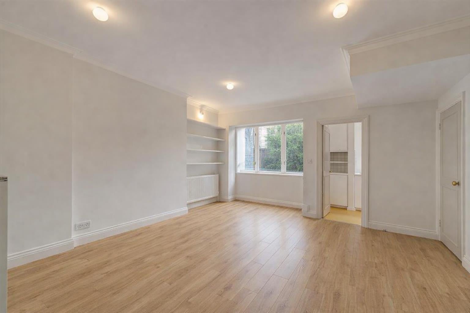 Flat Southwick Street in City of Westminster