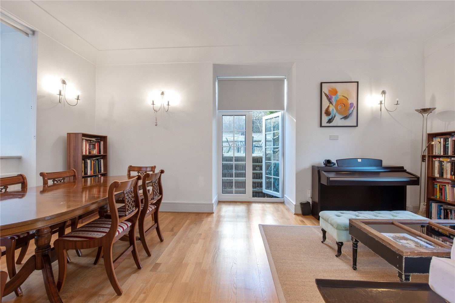 Flat Rosebery Avenue in Greater London