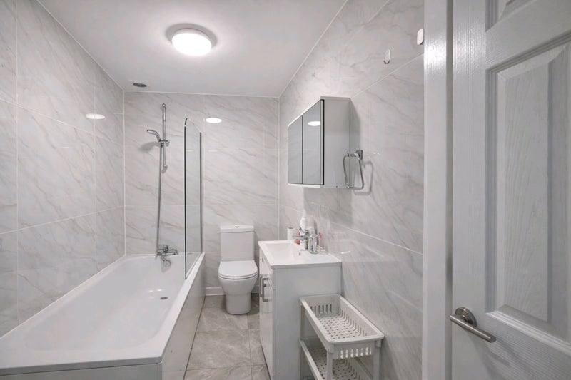 Room Hornsey Road in Greater London