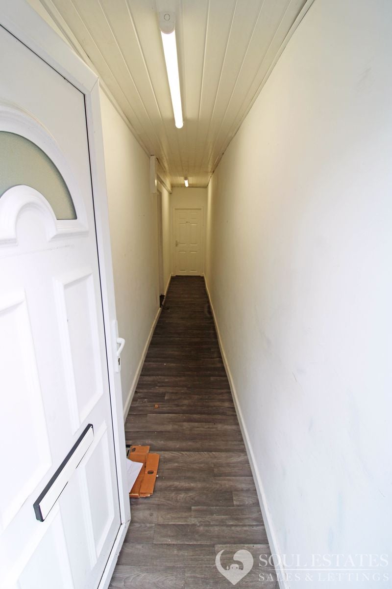 Flat Ranelagh Road in Wolverhampton