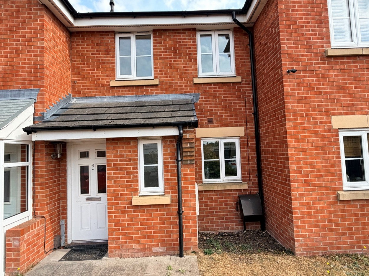 House Coalpool Lane in Bloxwich