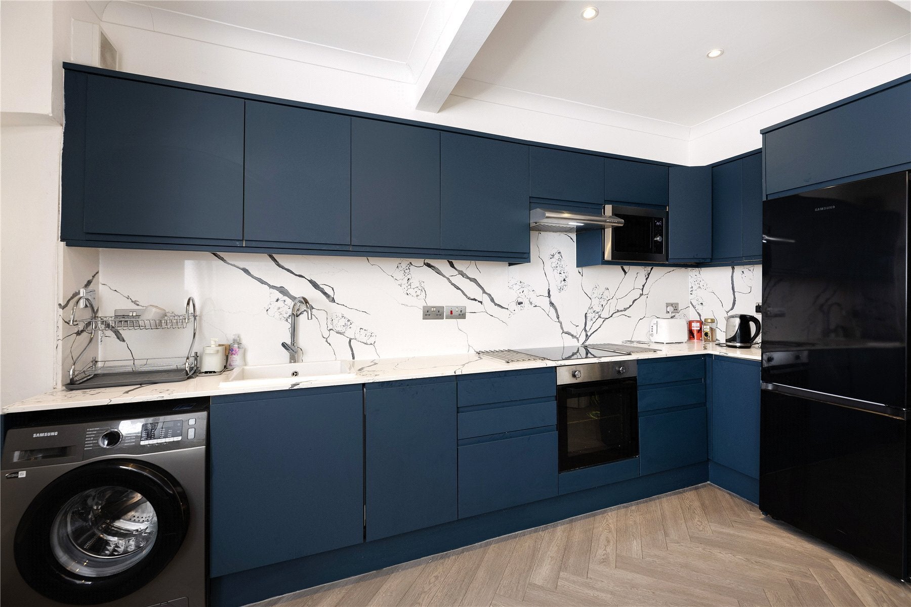 Flat Alderney Street in City of Westminster