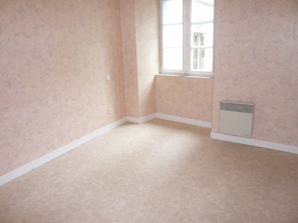 Appartement Place de la Trémoille à Laval