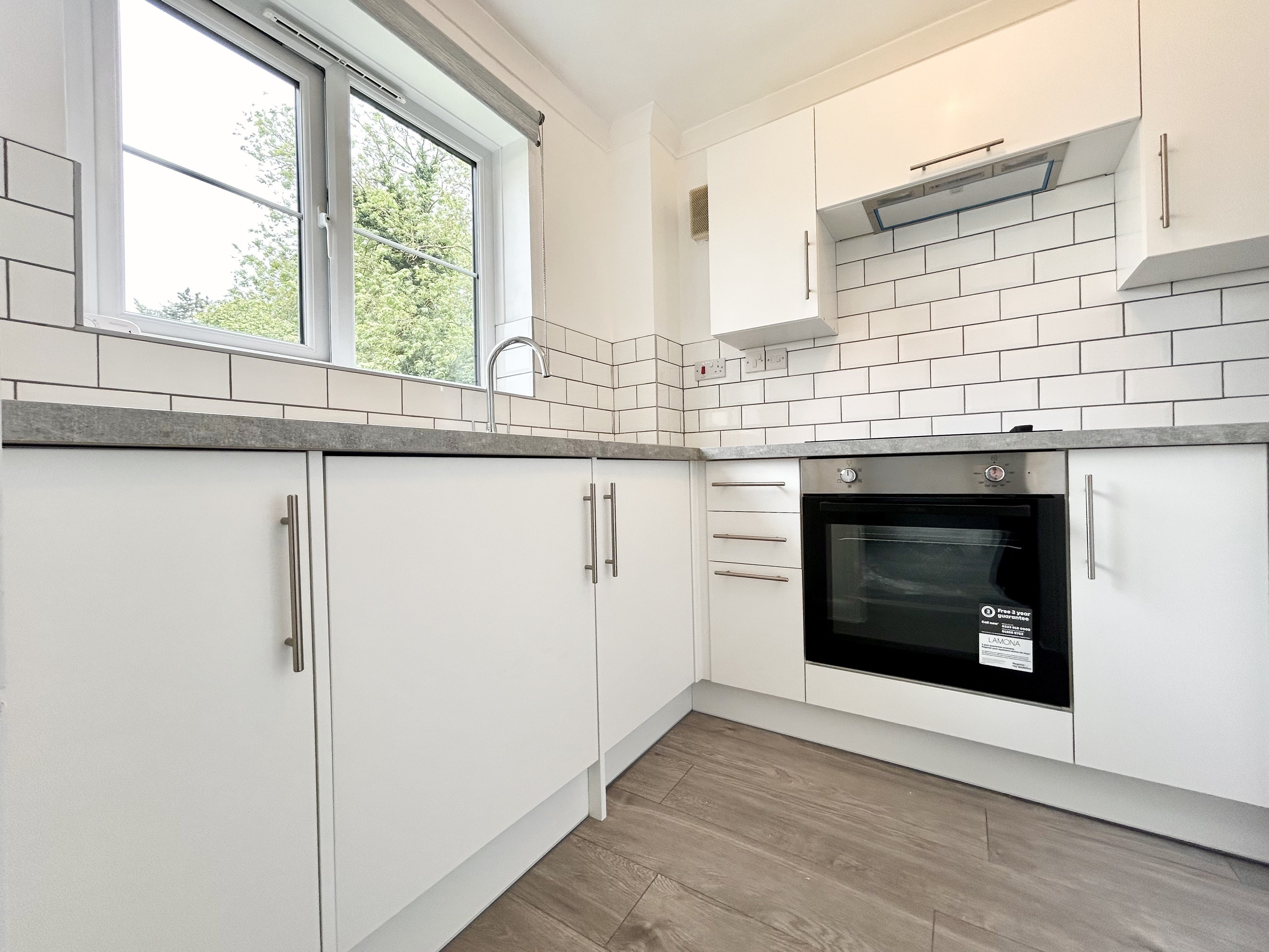 Flat Osbourne Road in Dartford