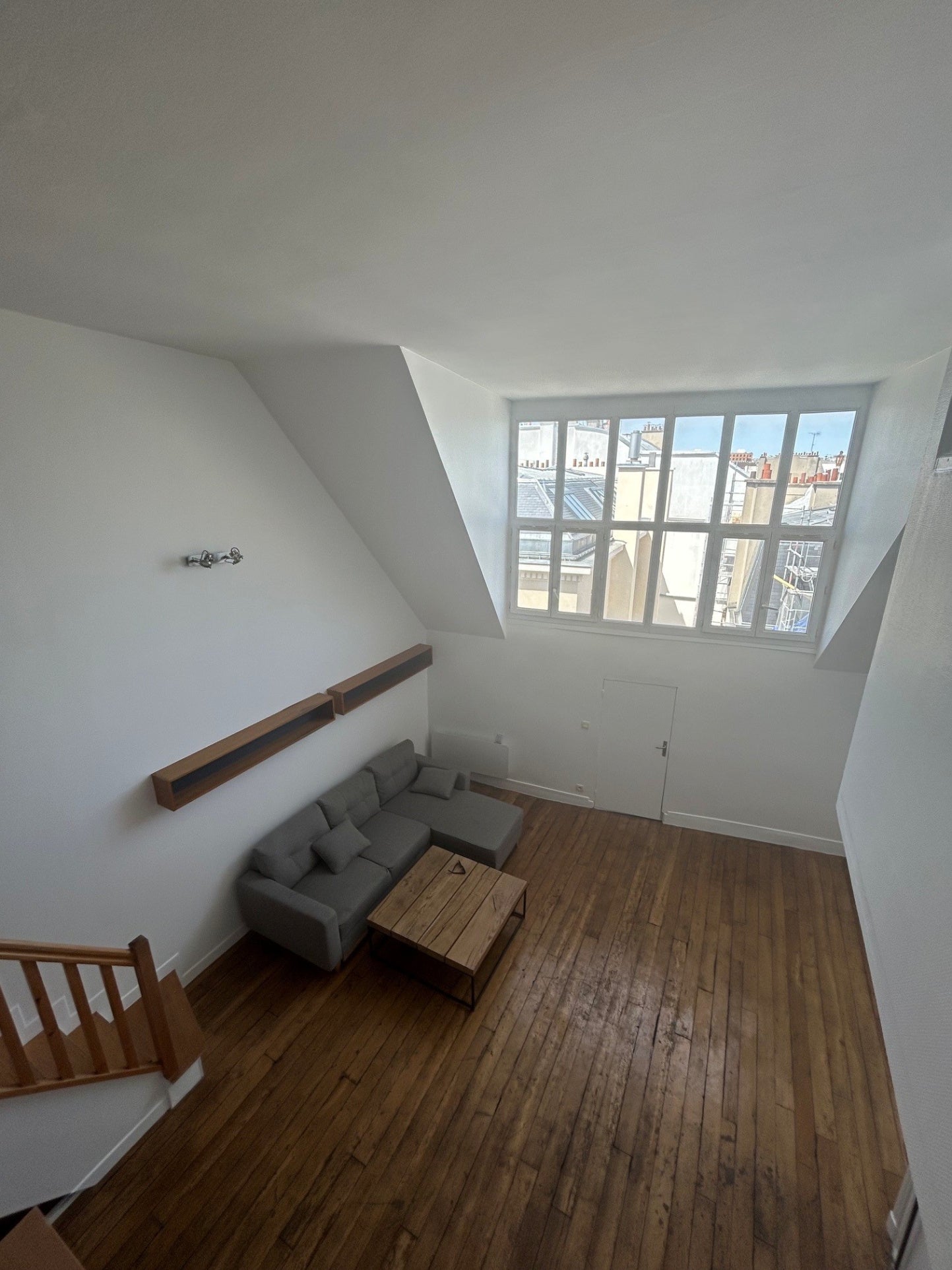 Flat Rue Ambroise Thomas in Paris