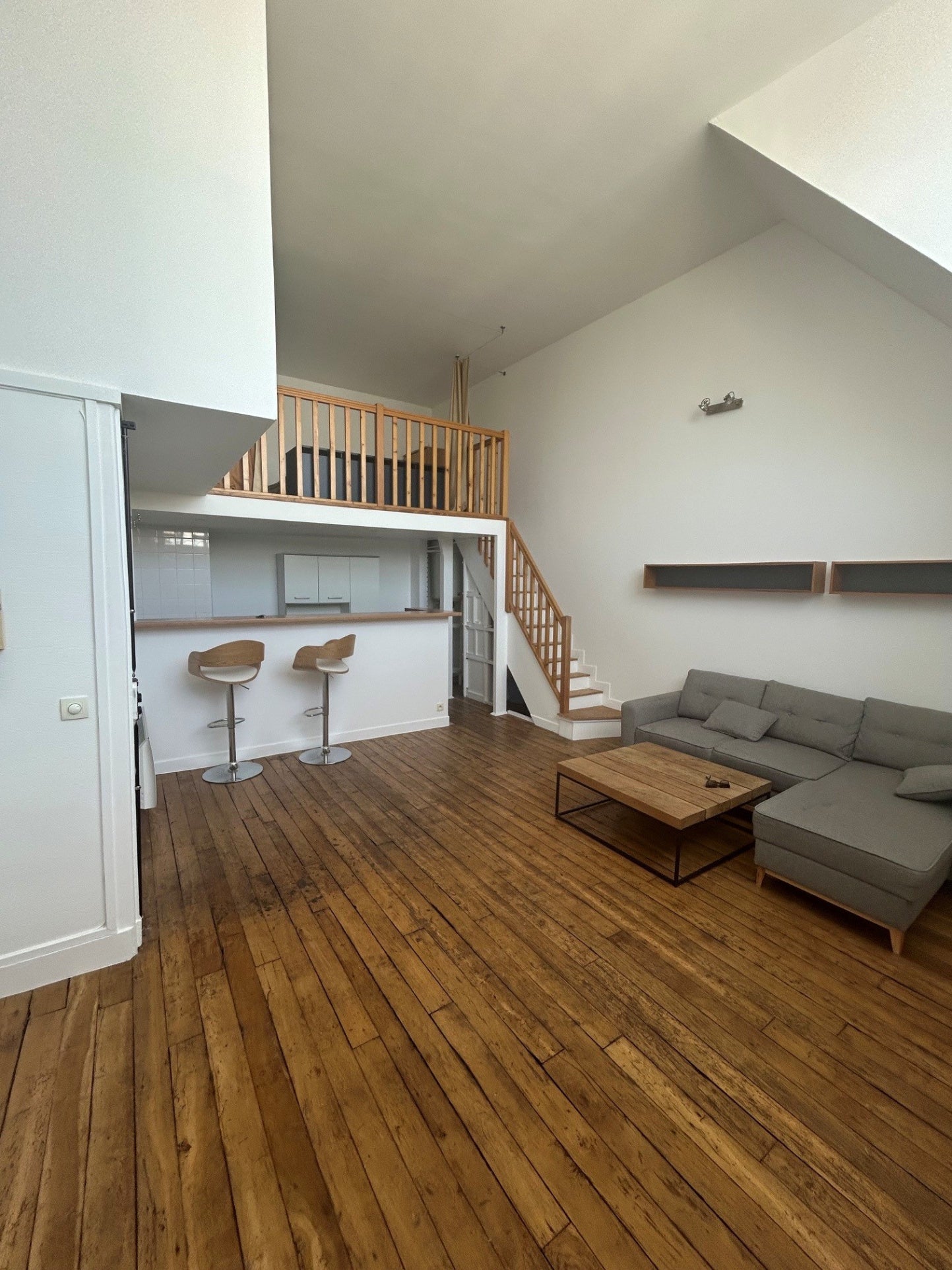 Flat Rue Ambroise Thomas in Paris