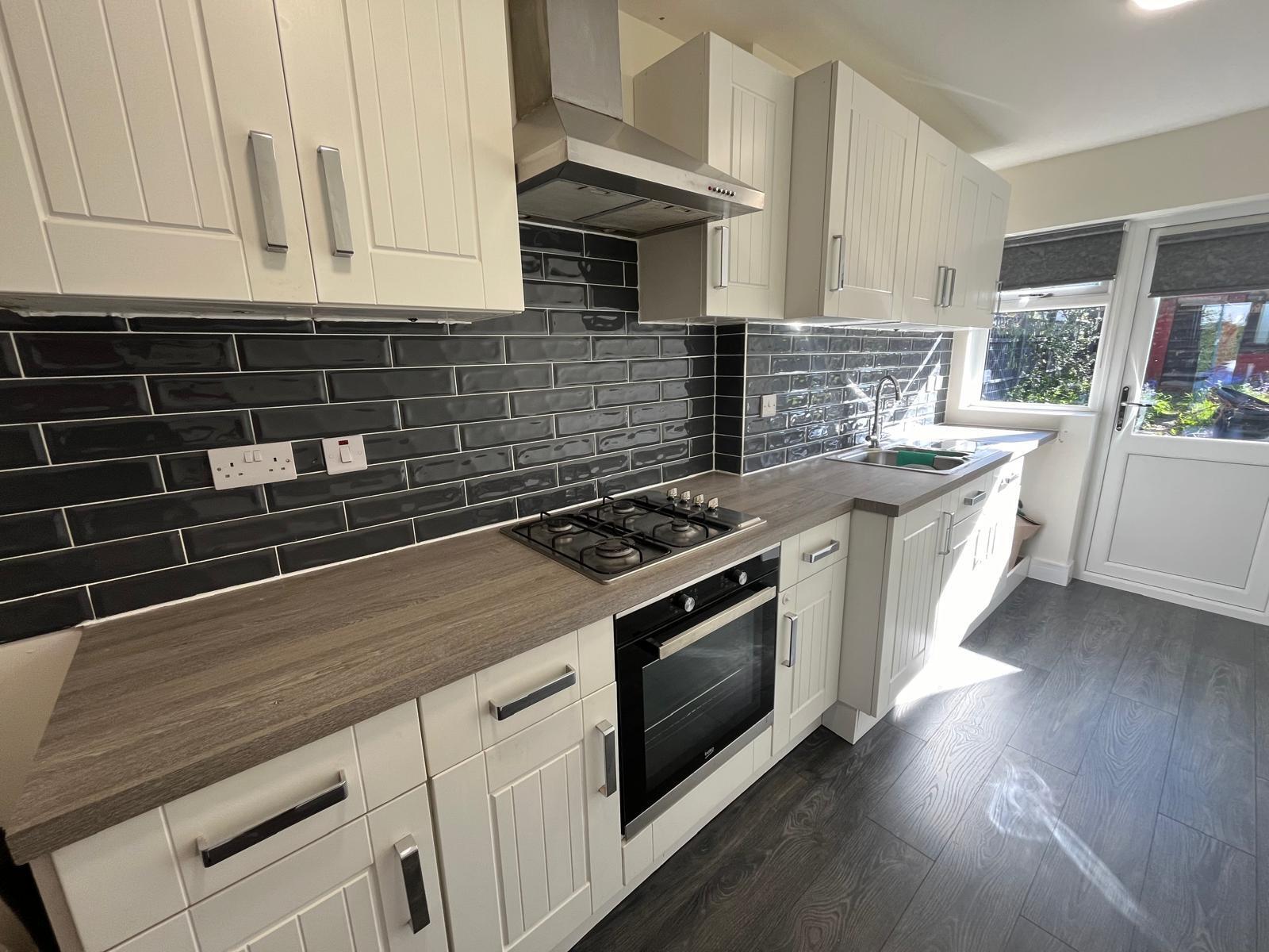 Flat Tachbrook Road in Warwick