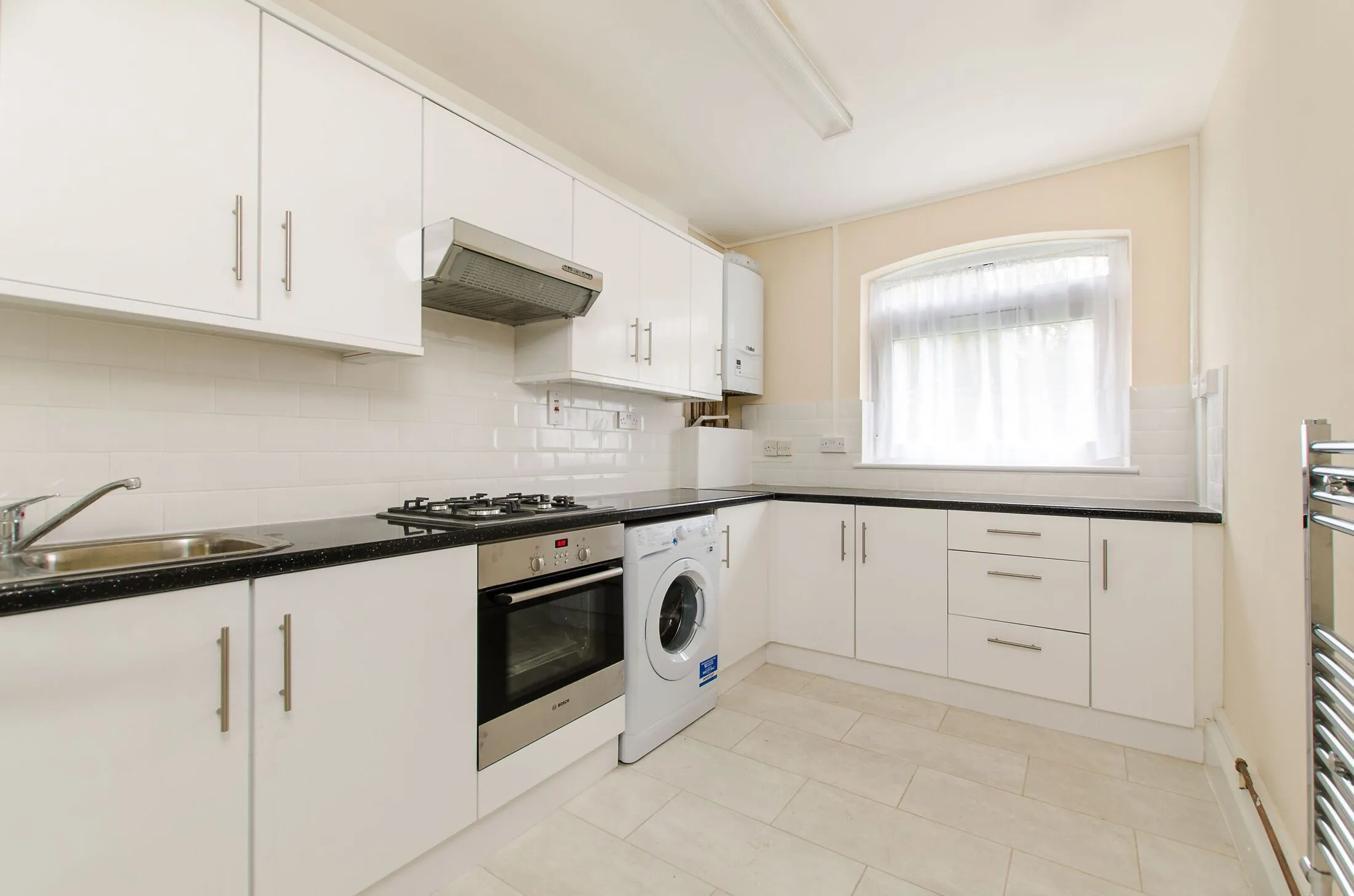 Flat Fownes Street in Greater London